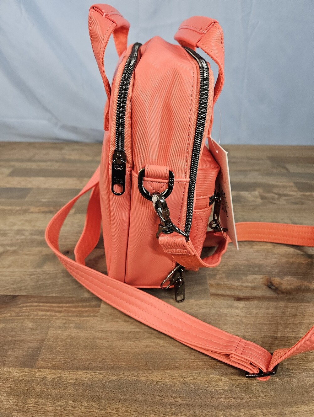 Lug Bumble Satin Luxe VL Crossbody Bag - Picture 7 of 10